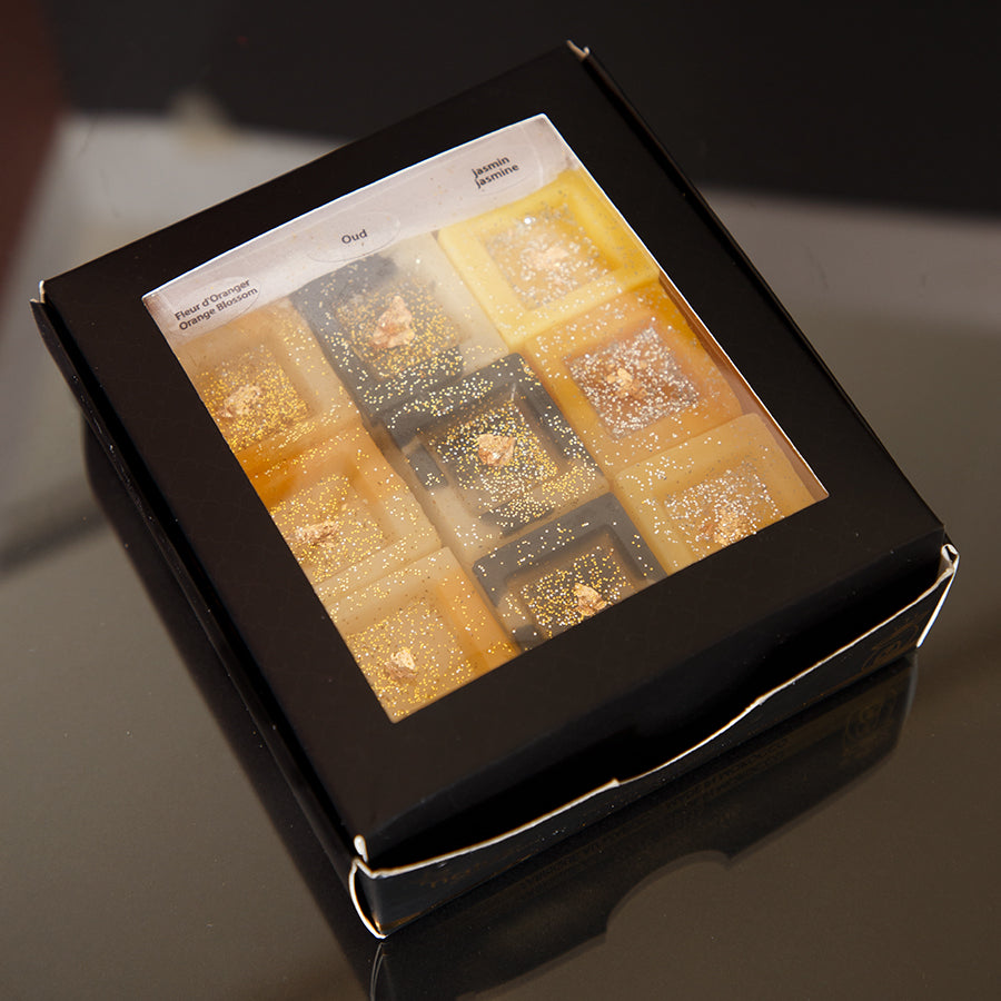 Solid room fragrance with gold leaf