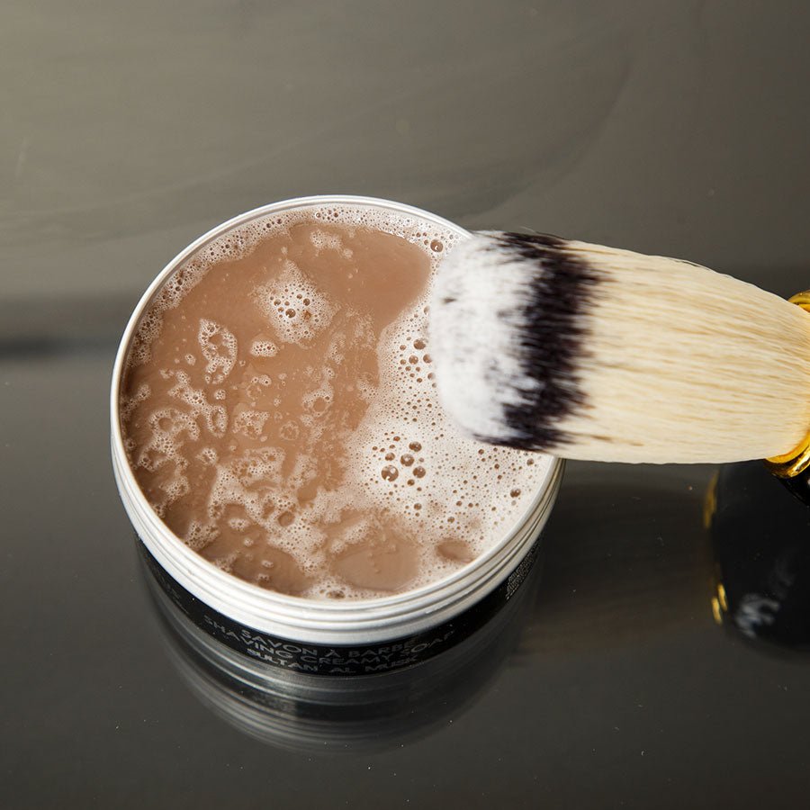 Savon à barbe à l&